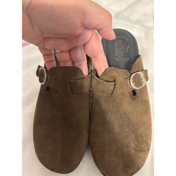 Fly Flot‎ Suede Leather Clogs Comfort Buckle Slides Brown Shoes size 41/9 M - Picture 8 of 9